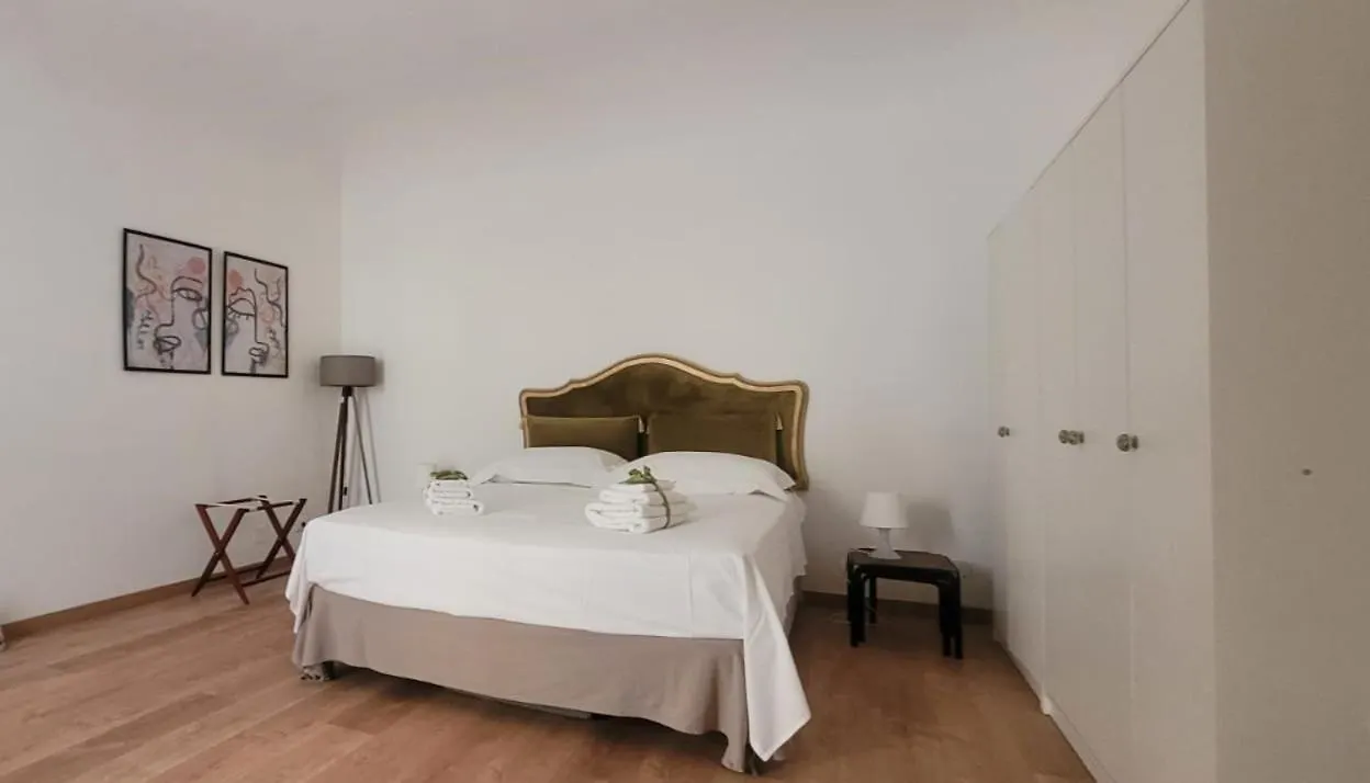 Titi'S Place Palermo Italy